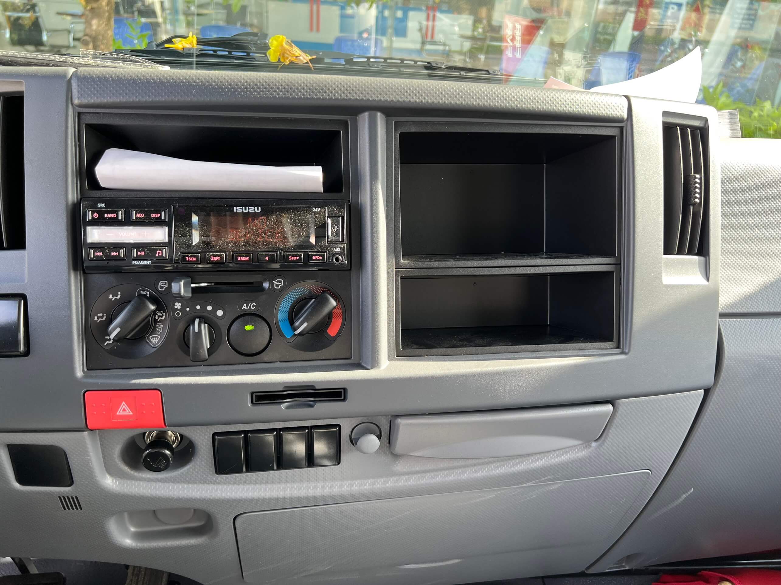 Giá Xe Tải Isuzu FRR 650 Mới Nhất | Giá Xe Tải Isuzu 6t5 Mới Nhất 10 word image 1745 10